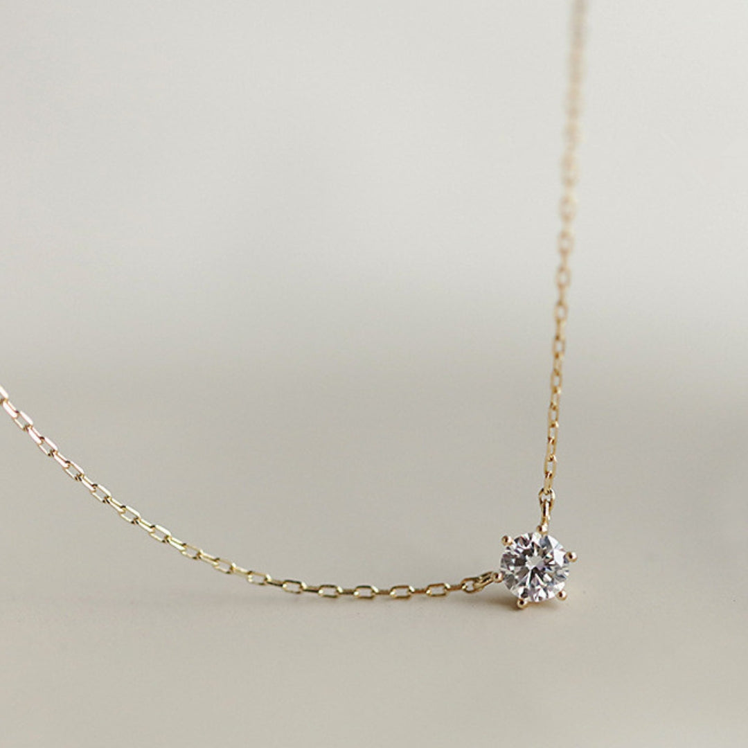 SOLITAIRE PLAQUE NECKLACE | GOLD