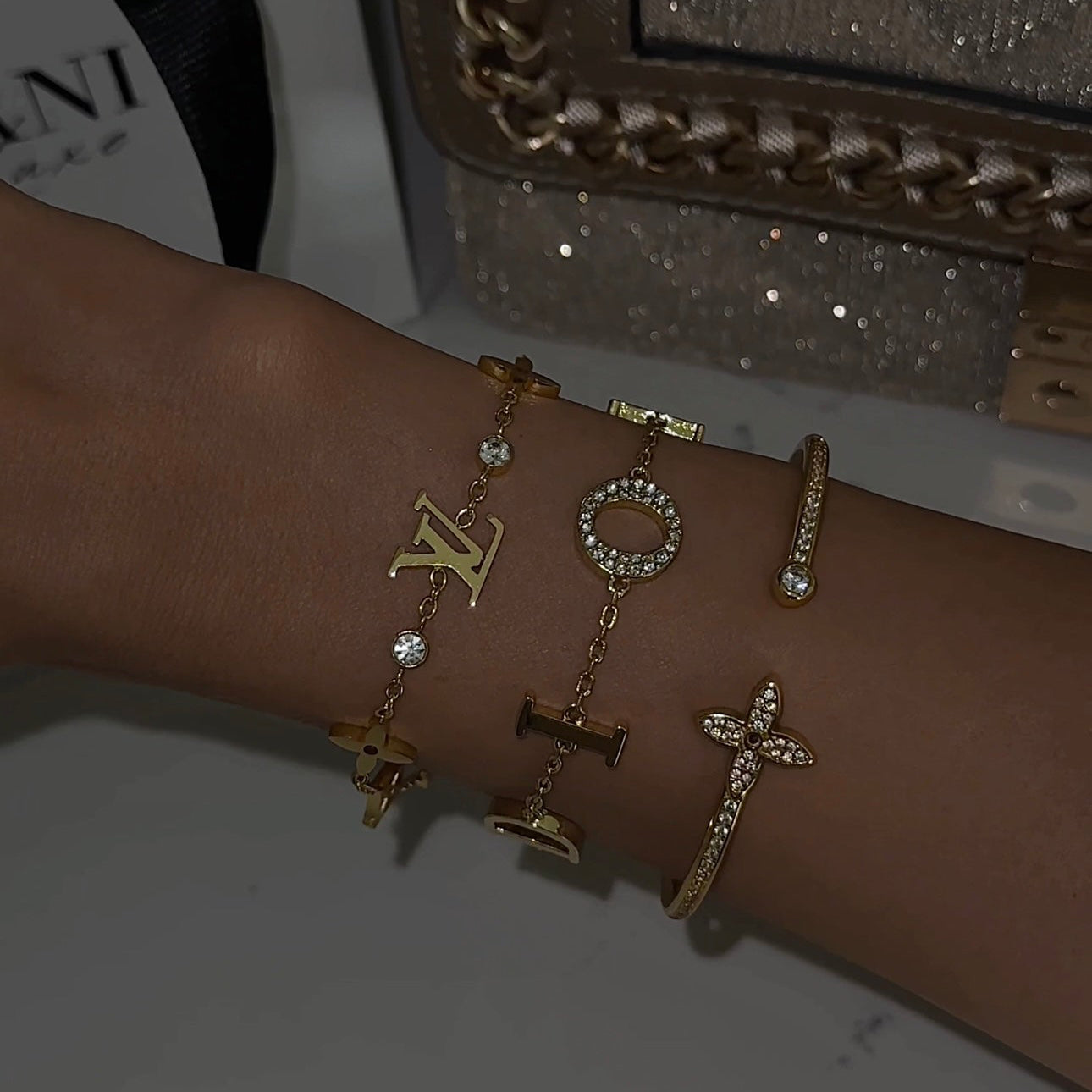 CD NECKLACE | GOLD